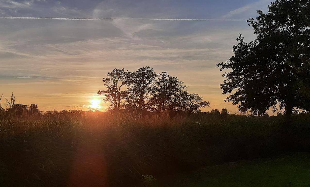 Pipowagen 'T Strunerke Augustinusga Exteriér fotografie
